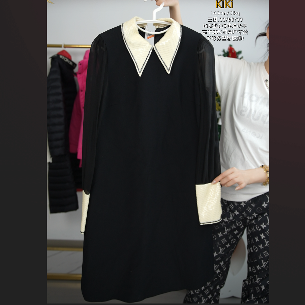 95新 MIU MIU/缪缪 麦殿/黑色连衣裙/251206LYSAB43