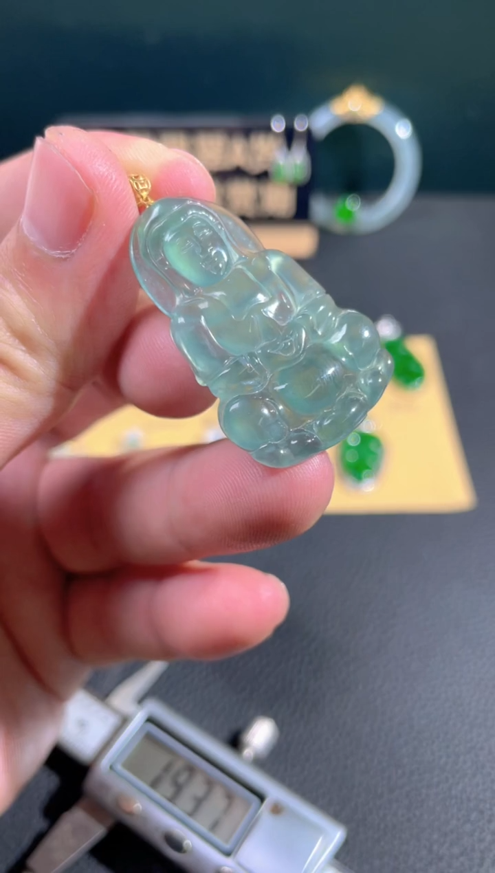 【闪购商品】翡翠颈饰18K金镶嵌翡翠