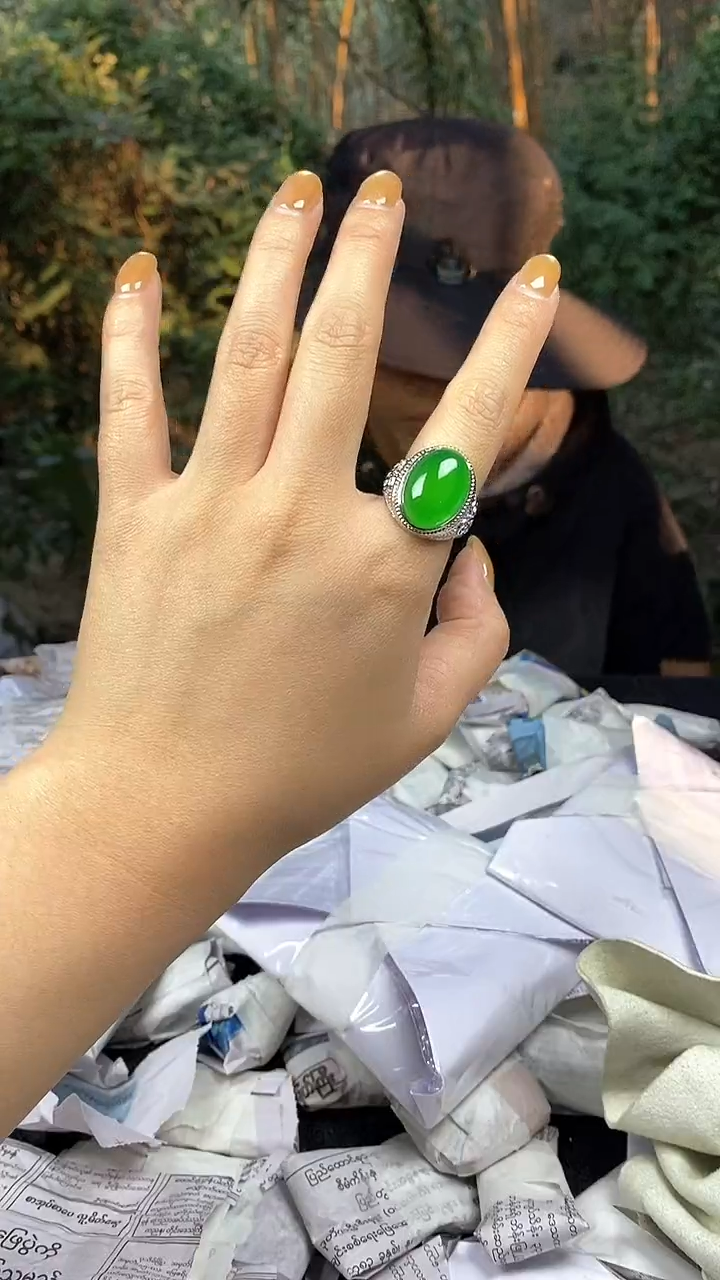 满色吊坠 所见即所得！！