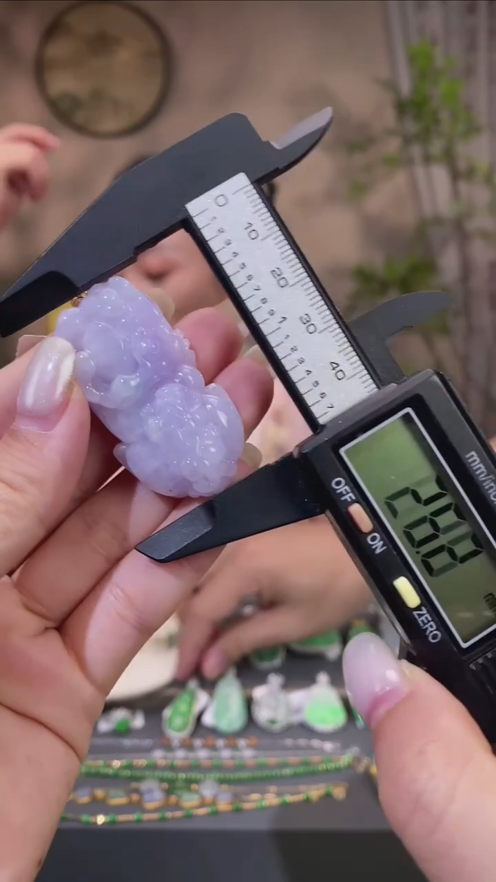 吊坠(不含链)18K金镶嵌翡翠貔貅