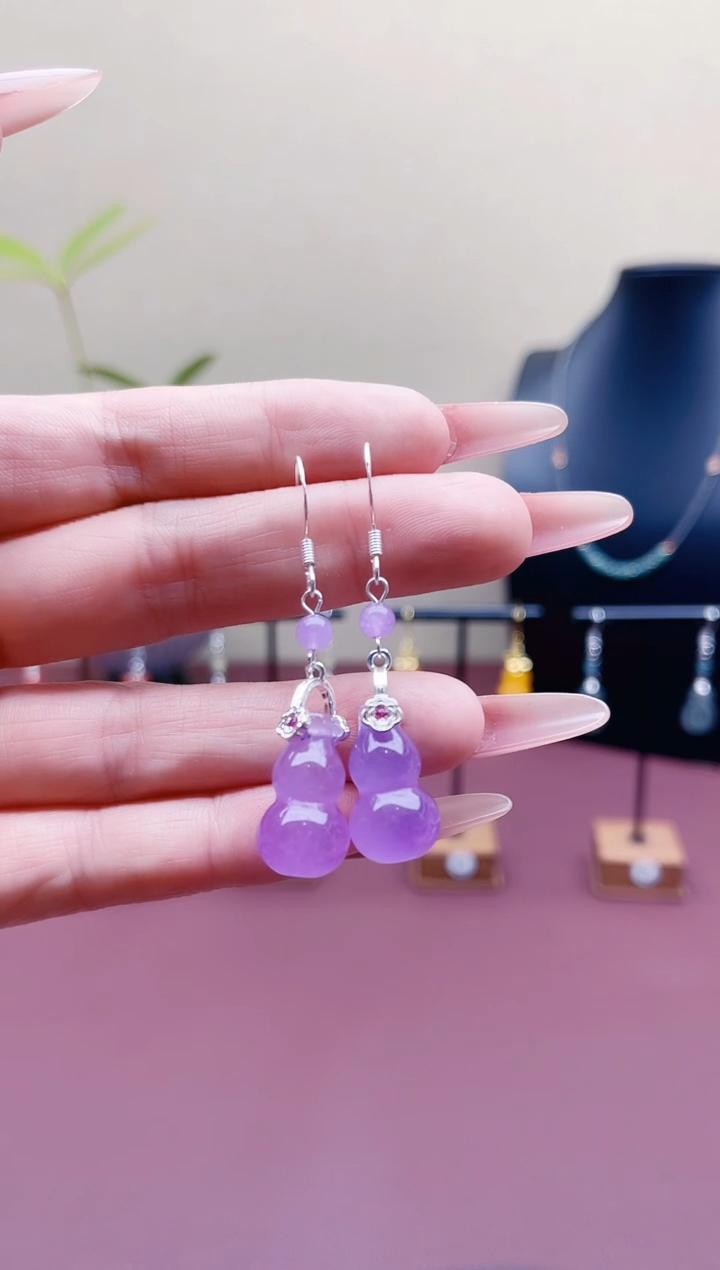 未镶嵌石英质玉（天山翠）耳饰00紫色葫芦