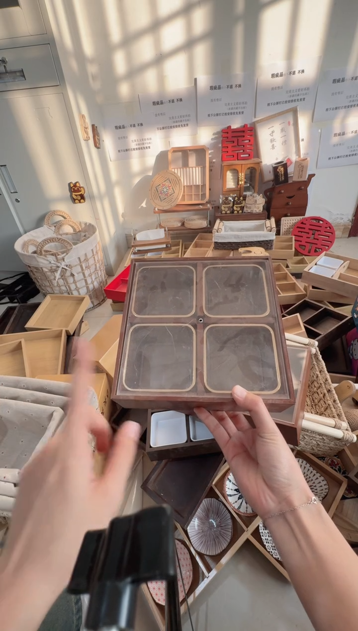 竹木四宫格带亚克力盖子微瑕拍下不退不换