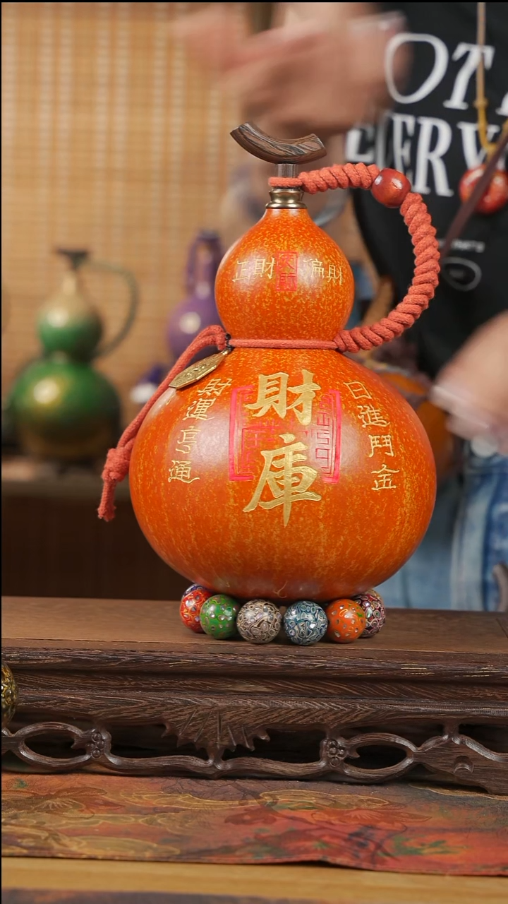 WY040雕刻款葫芦不包手串+网兜