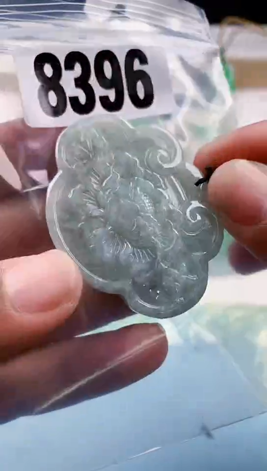 【闪购商品】翡翠挂件未镶嵌天然翡翠吊坠挂件