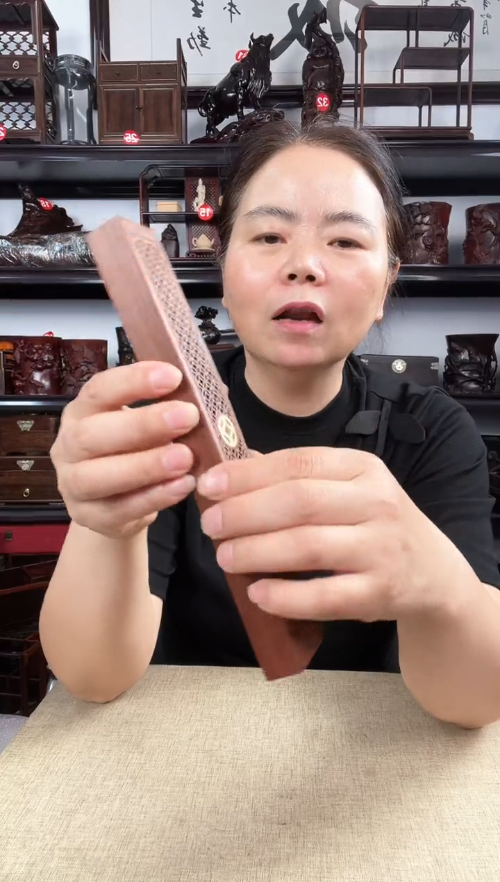 木老李红木工艺品