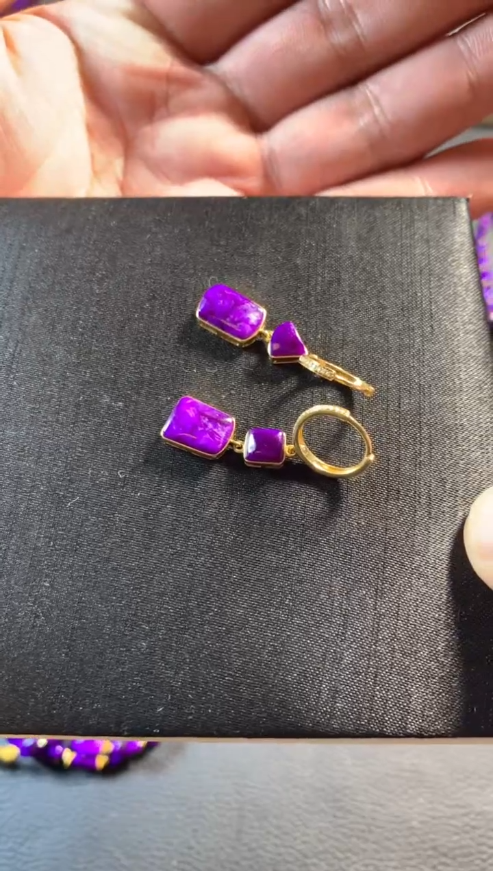 【闪购商品】苏纪石（舒俱来）耳饰18K金镶嵌舒俱来