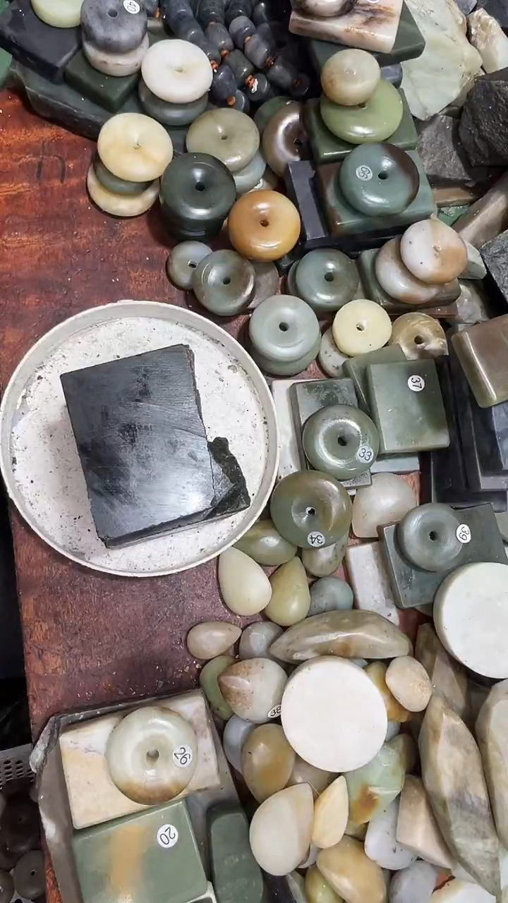 未镶嵌和田玉珠宝半成品波*糖1