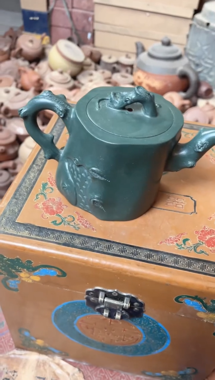 【闪购商品】黄龙山原矿全手紫砂壶