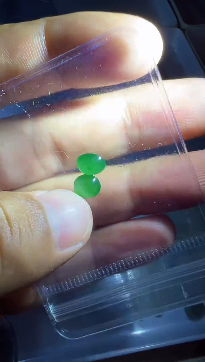 未镶嵌定制翡翠翡翠蛋面