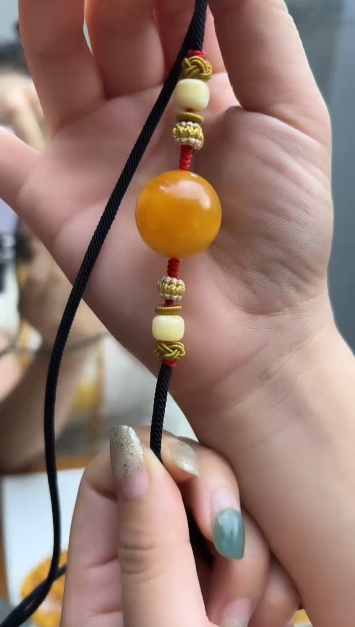 未镶嵌蜜蜡裸石蜜蜡吊坠多样性发一条