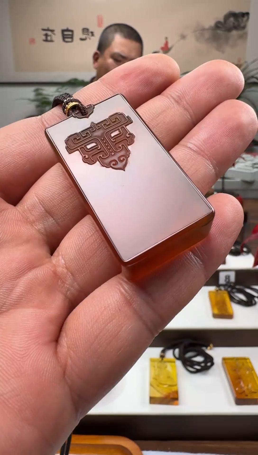 【闪购商品】琥珀颈饰未镶嵌缅甸琥珀仿古方牌吊坠