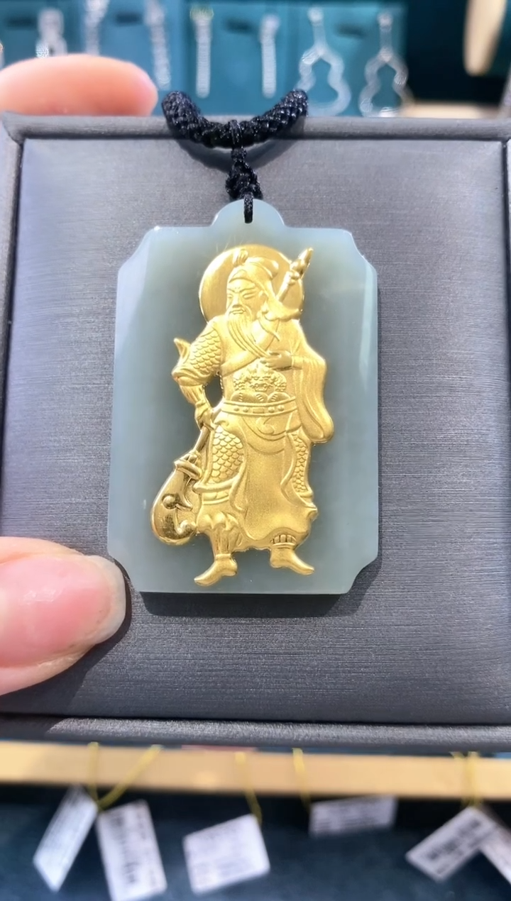 【闪购商品】和田玉吊坠(赠链)18K金镶嵌ZC056 多样性