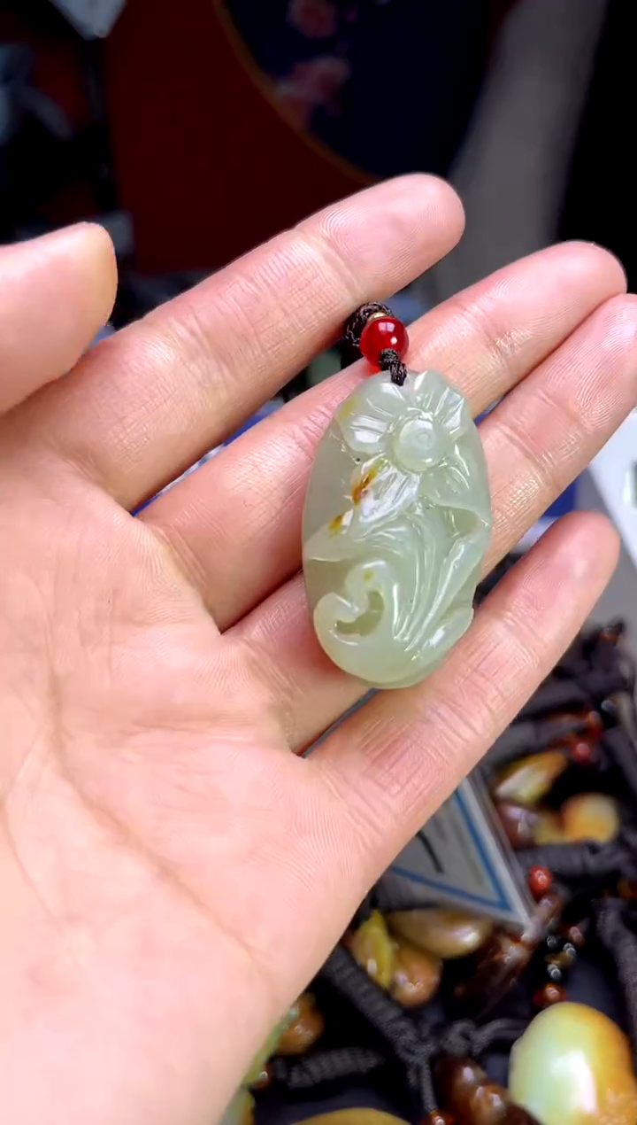 【闪购商品】和田玉颈饰未镶嵌1