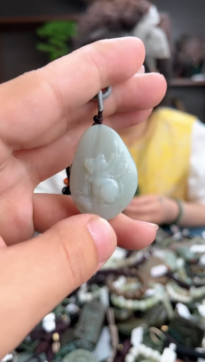 和田玉未镶嵌颈饰多样性发货，一物一拍