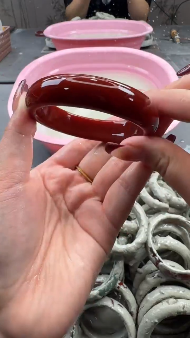 未镶嵌手镯石英质玉4