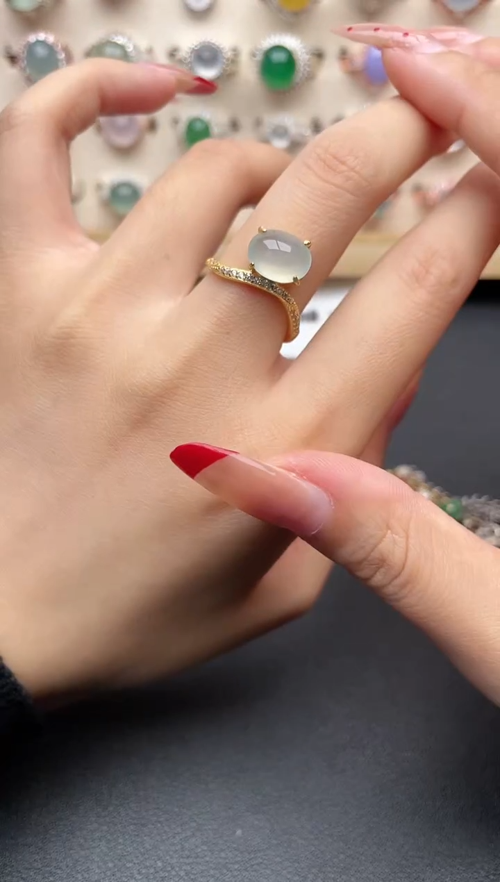 【闪购商品】翡翠戒指银S925镶嵌一物一证一礼盒