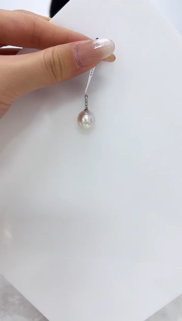 【闪购商品】海水珍珠DA18K金镶嵌吊坠 11 E113