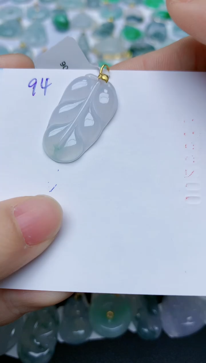 【闪购商品】翡翠颈饰18K金镶嵌天然翡翠A货    