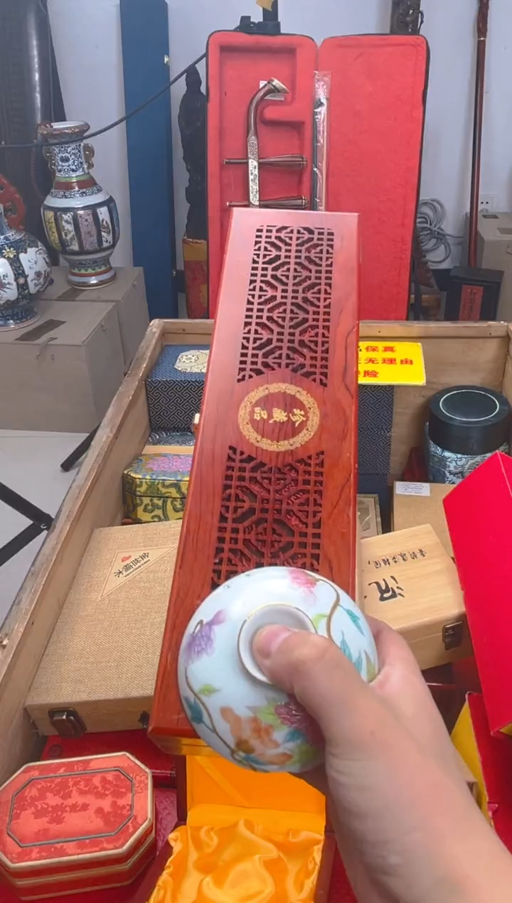 【闪购商品】瓷片———————————帽子-扇子