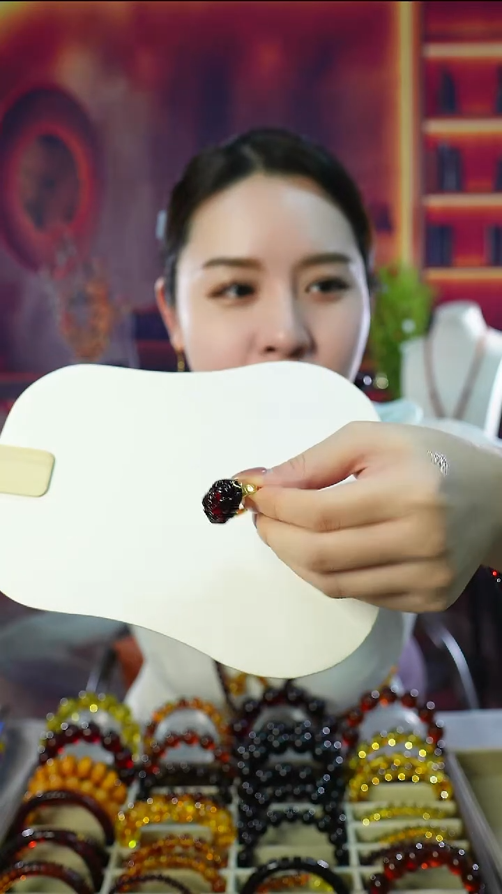 未镶嵌琥珀戒指血珀牡丹花开戒指