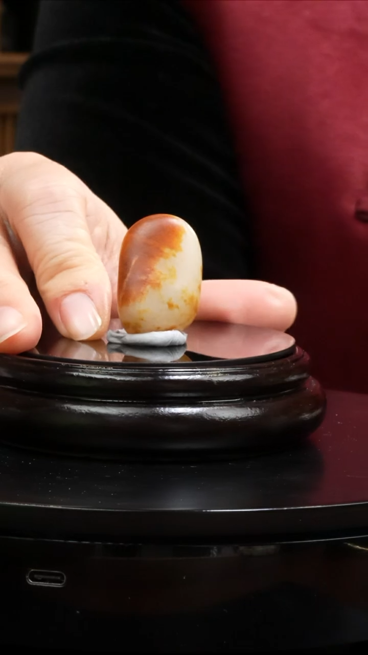 【闪购商品】和田玉吊坠(不含链)未镶嵌22.1克和田玉原石