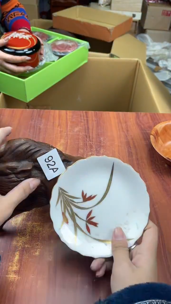 瓷片汕****3盛日中古杂项甄选