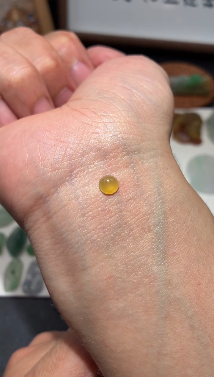未镶嵌定制翡翠翡翠