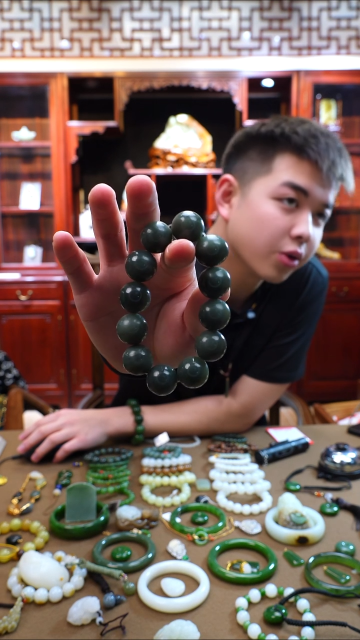 未镶嵌手链和田玉青玉手串卡18