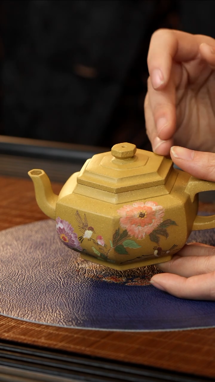 【闪购商品】紫砂茶壶顾HJ 暖玉砂 六方雪华 160cc