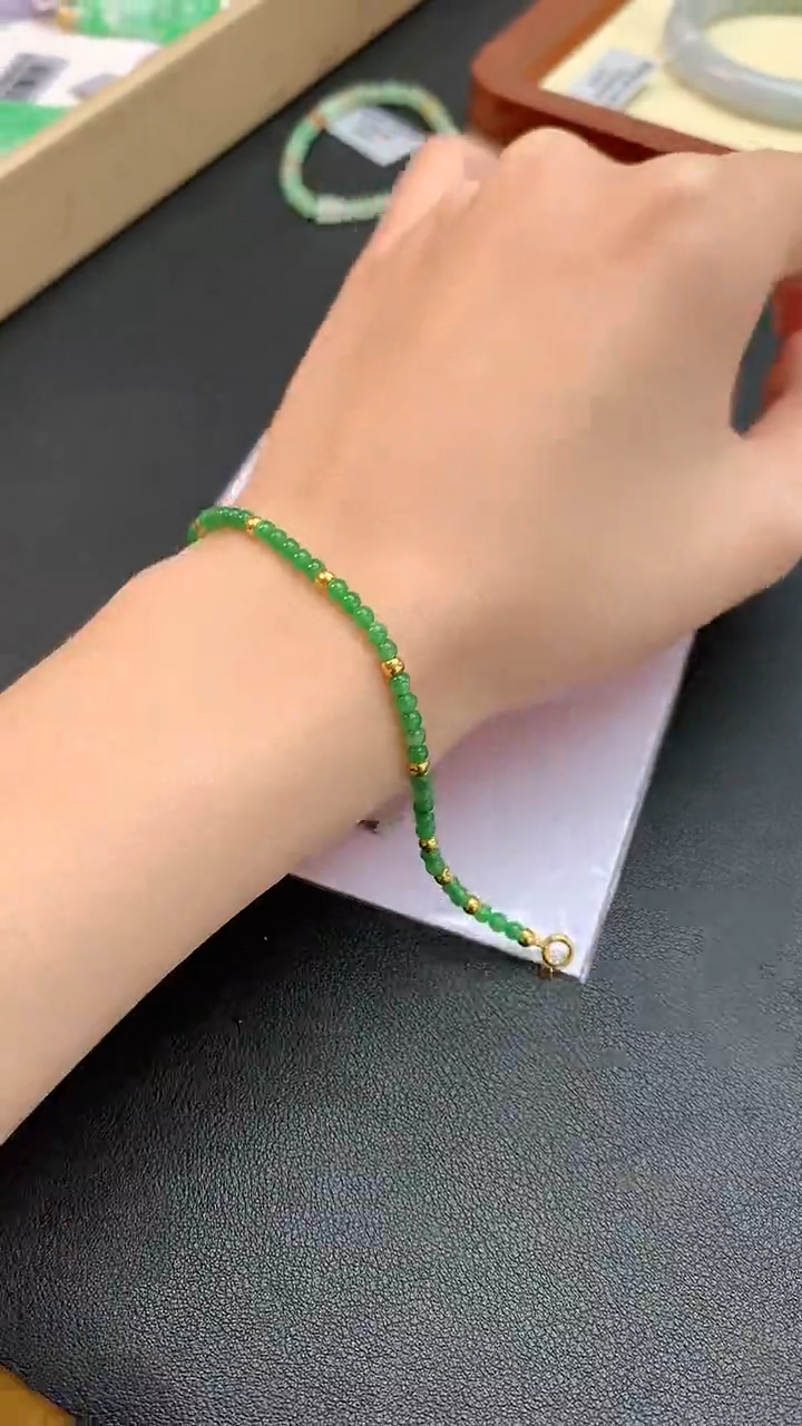 【闪购商品】翡翠手链18K金镶嵌赠礼盒证书 敏