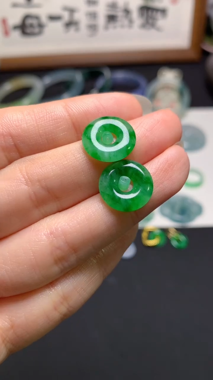 未镶嵌定制翡翠猛****?0785731564