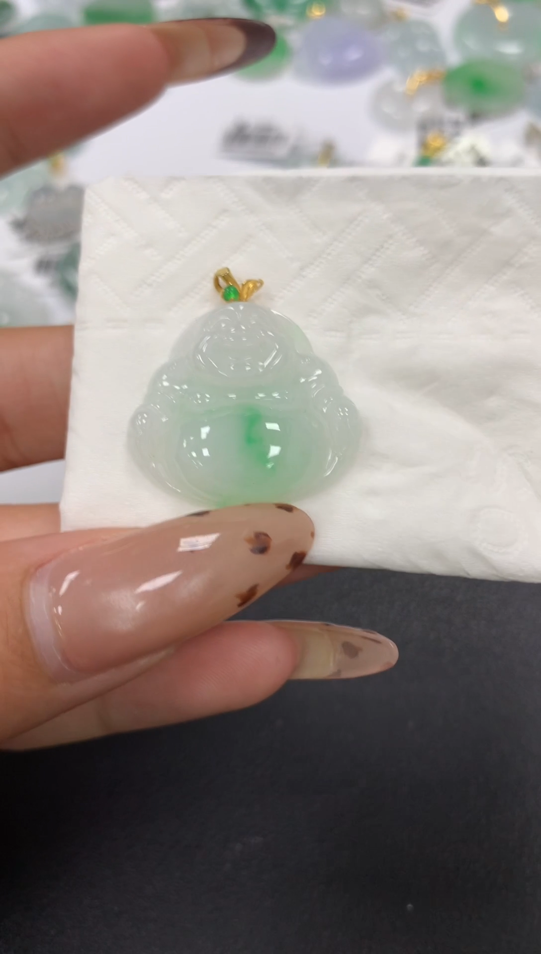 颈饰18K金镶嵌翡翠a货假一赔三支持复检百元上9元证书费自理