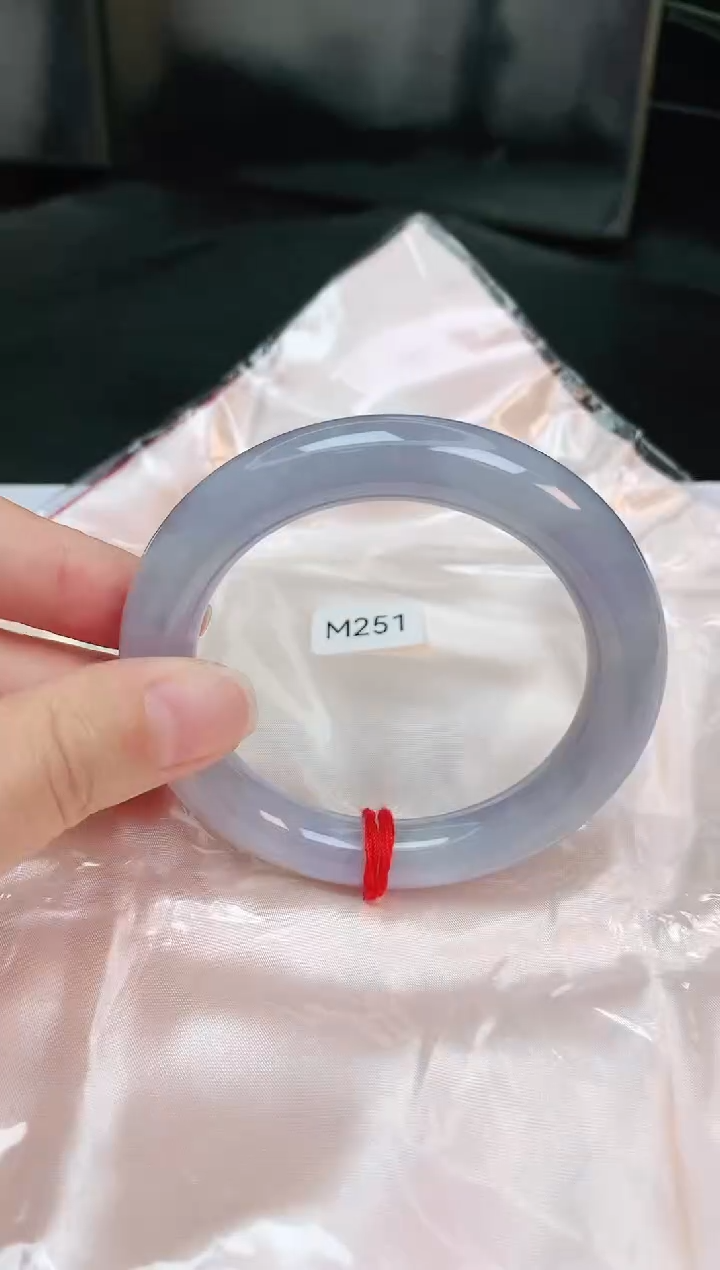 【闪购商品】翡翠手镯未镶嵌缅甸天然A货翡翠手镯