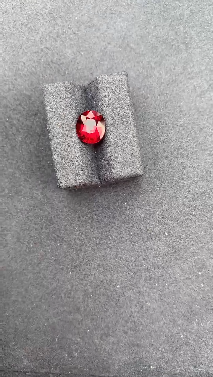 【闪购商品】碧玺裸石未镶嵌2.3ct卢比莱