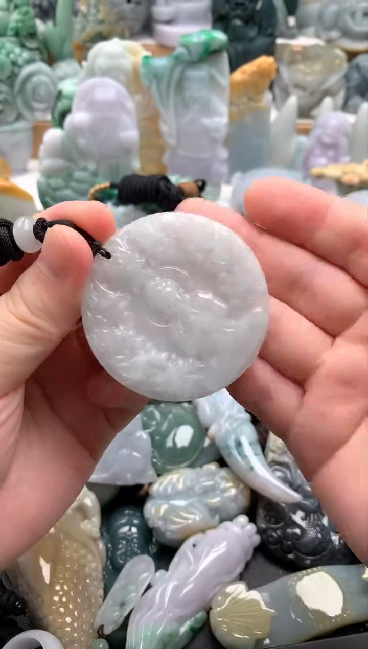 吊坠(不含链)未镶嵌翡翠1