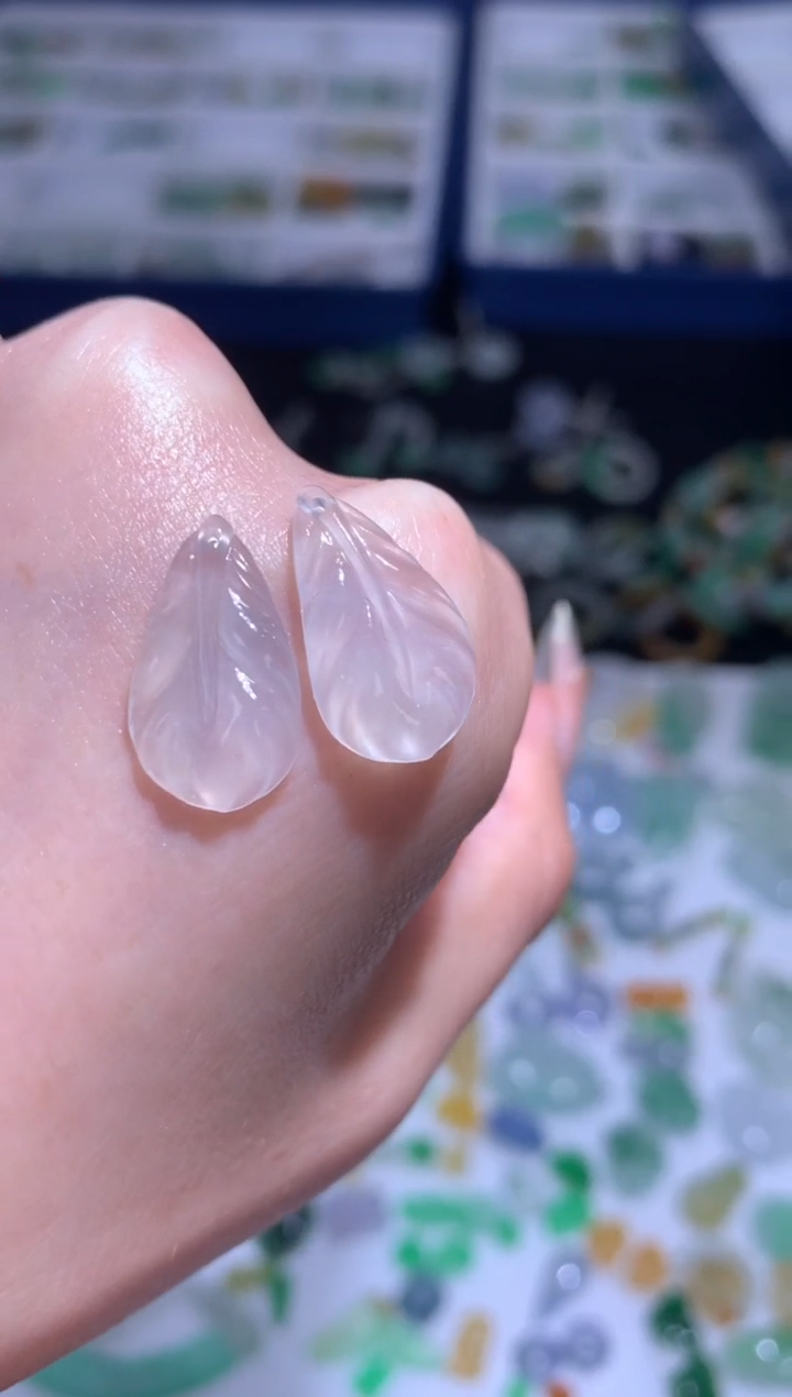 未镶嵌定制翡翠叶子