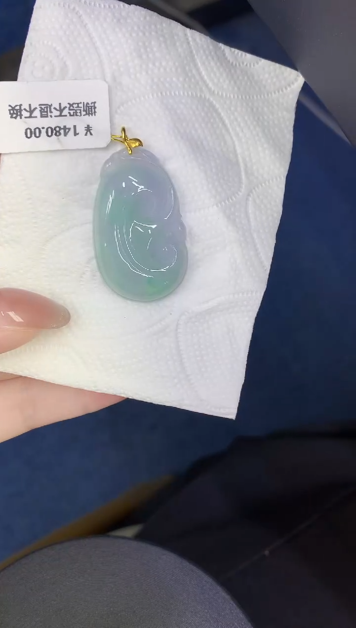 颈饰18K金镶嵌翡翠缅甸天然翡翠A货