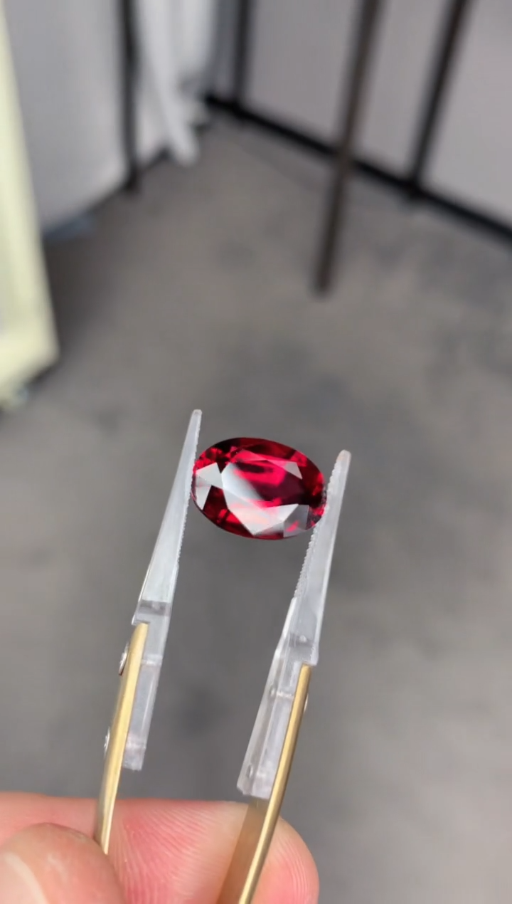 【闪购商品】石榴石裸石未镶嵌11ct  镁铝榴石