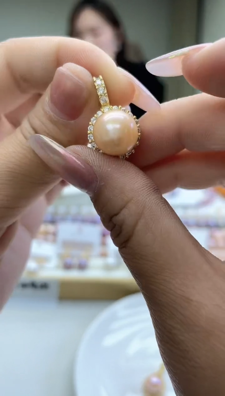 未镶嵌吊坠淡水珍珠12mm太阳花吊坠(多样性发一）