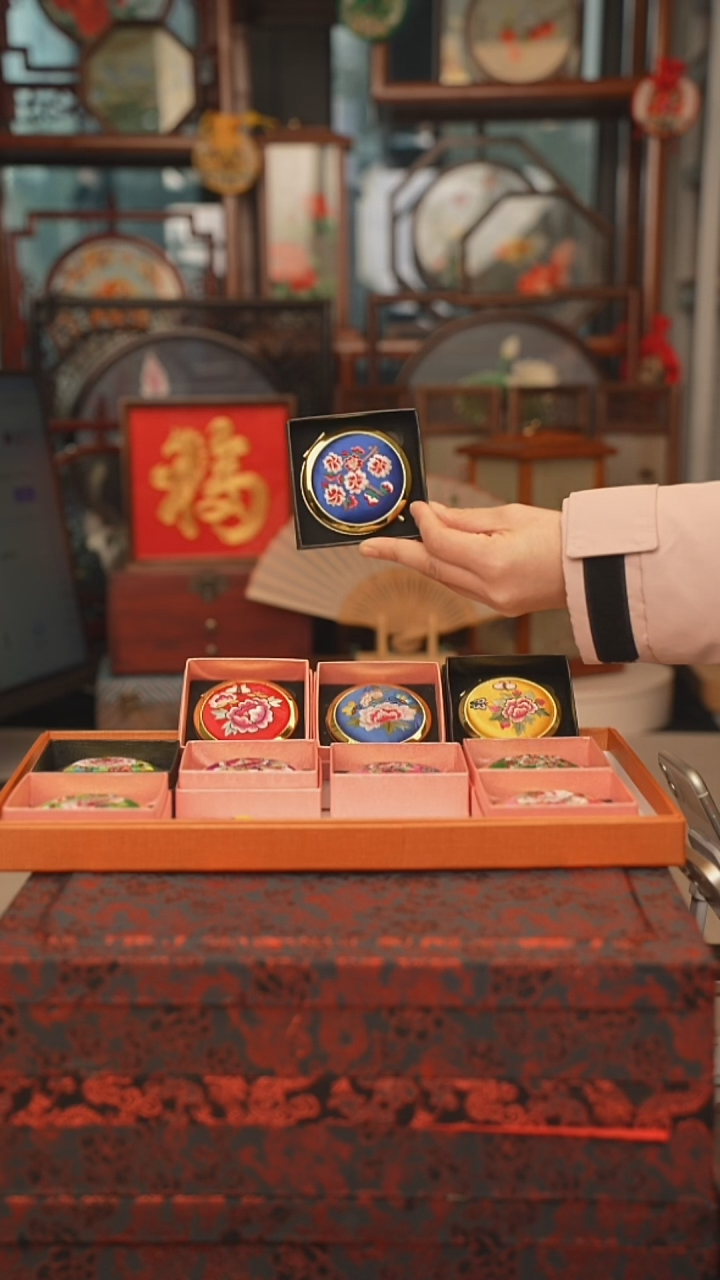 扇子镜子 绣花双面非遗