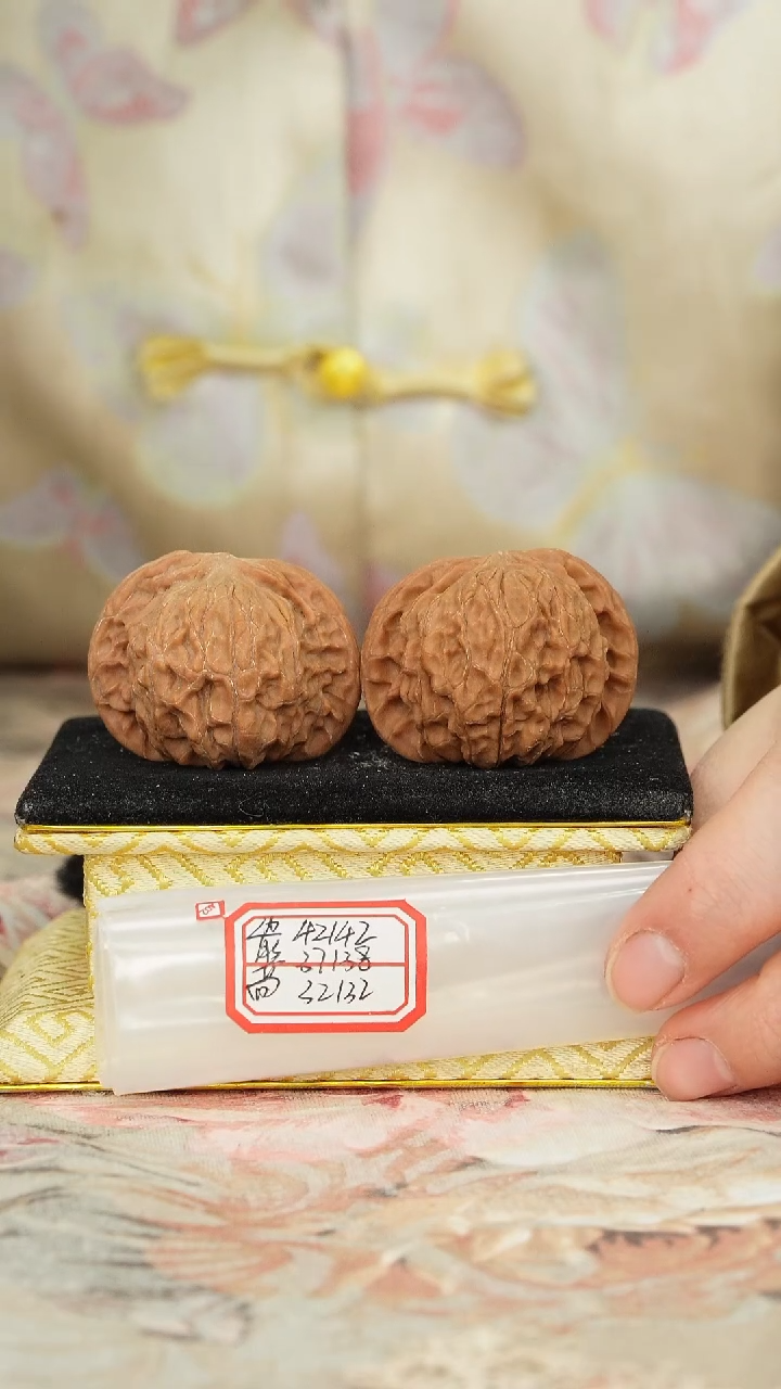 【闪购商品】文玩核桃把件磨盘