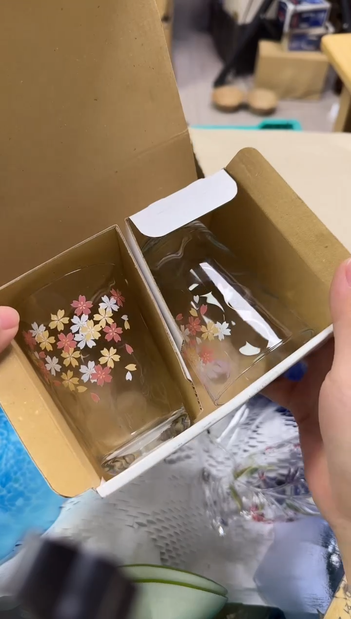 手工艺品玻璃b****3713