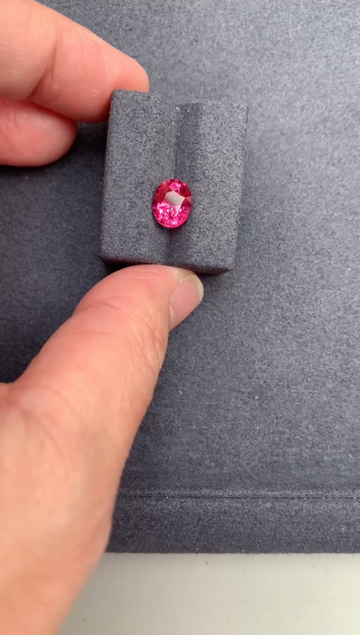 【闪购商品】尖晶石裸石未镶嵌2ct粉尖晶