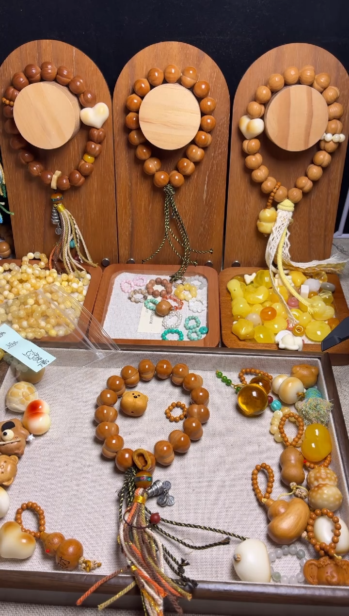 手串猴头核桃涓**水全品新品高桃16.7屁桃熊橄榄跑环藏式流苏