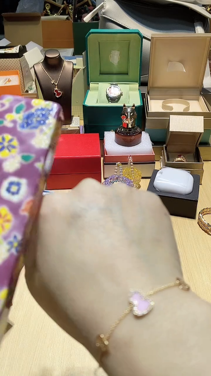 【闪购商品】瓷片锅碗瓢盆一件不剩