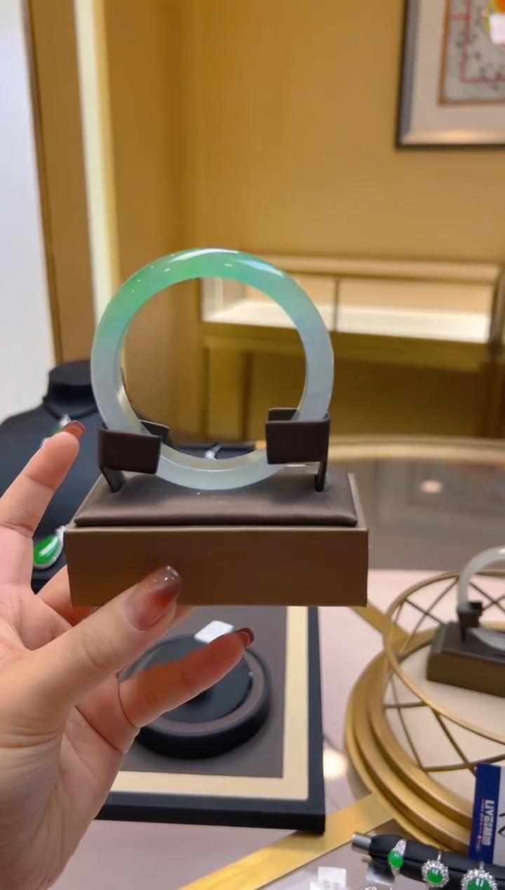 【闪购商品】翡翠手镯未镶嵌订金