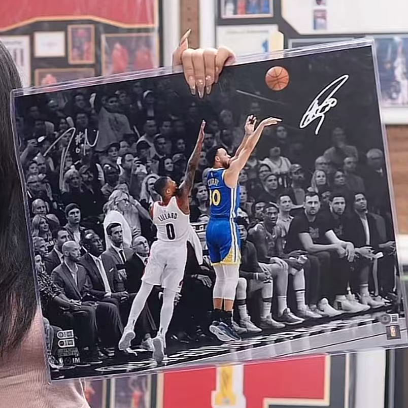 库里利拉德双签海报装裱收藏【铭人堂亲签球衣清清直播专属链接】