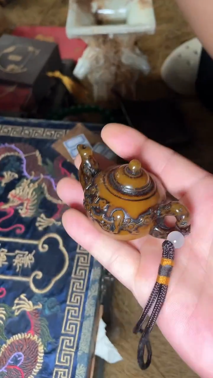 香榧木摆件---------（墨序甄选）手把壶