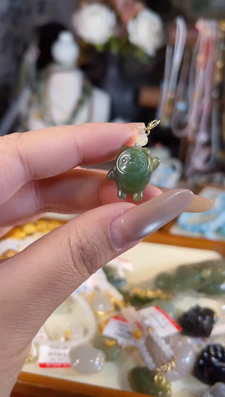 【闪购商品】和田玉吊坠(不含链)银S925镶嵌多样性发货其一