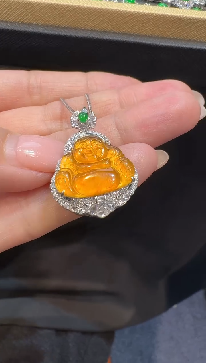 【闪购商品】翡翠吊坠(不含链)18K金镶嵌佛公